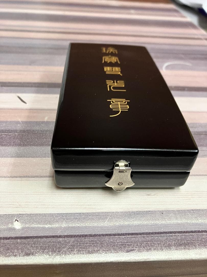 美品　勲章　瑞賓雙光章　瑞宝双光章　共箱あり　略綬あり