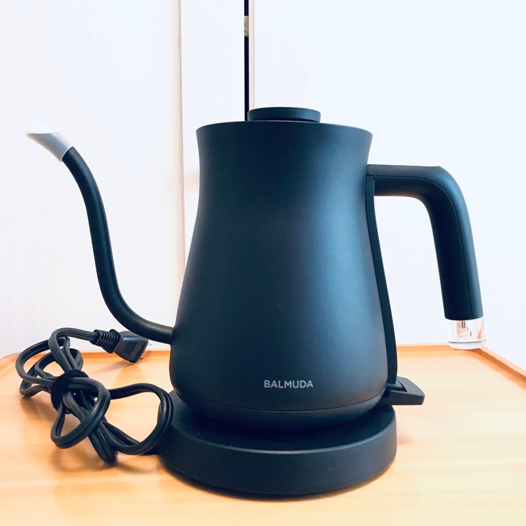 美品【BALMUDA The Pot✴︎バルミユーダ電気ケトル】ブラック短期間使用
