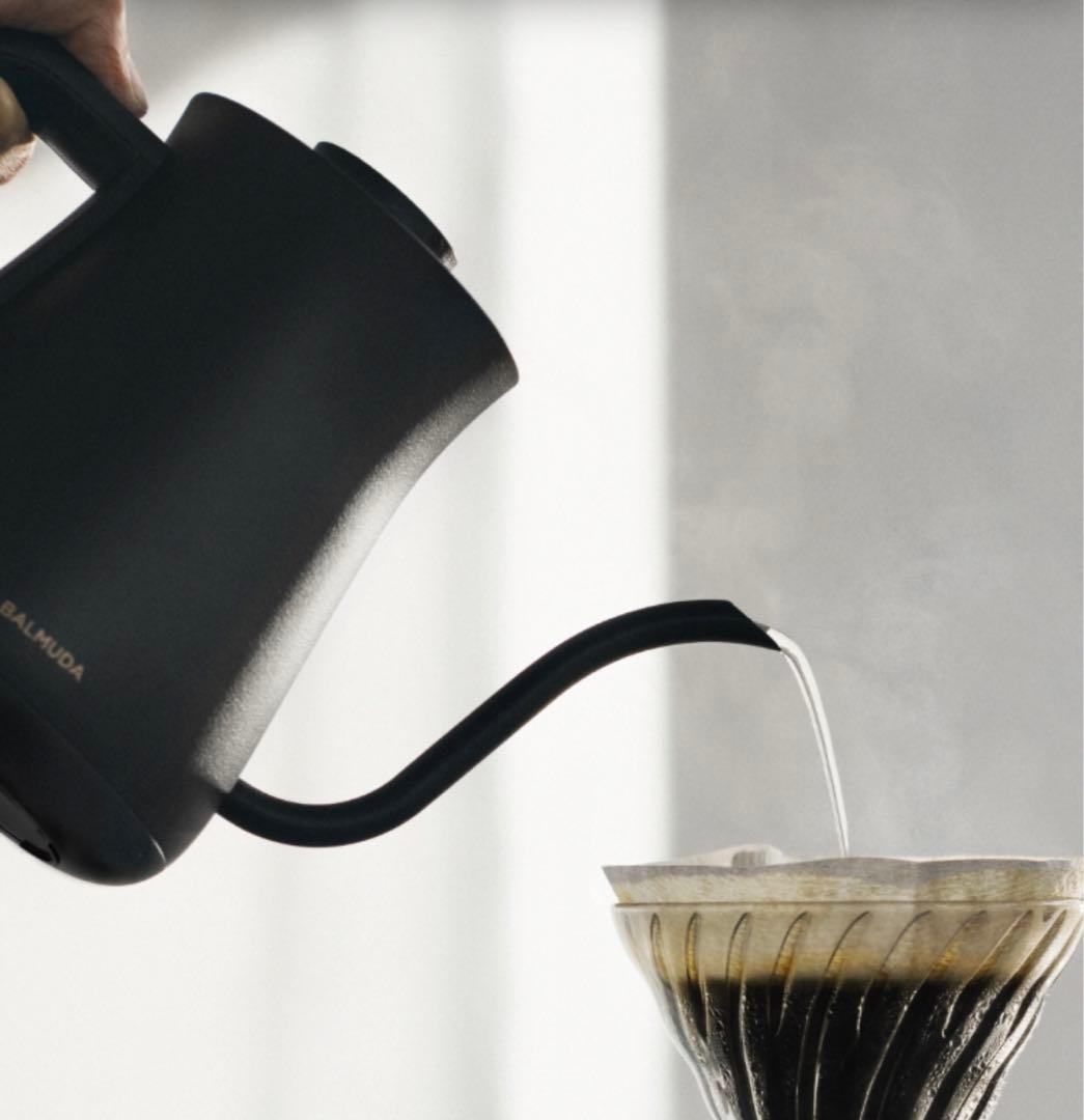 美品【BALMUDA The Pot✴︎バルミユーダ電気ケトル】ブラック短期間使用