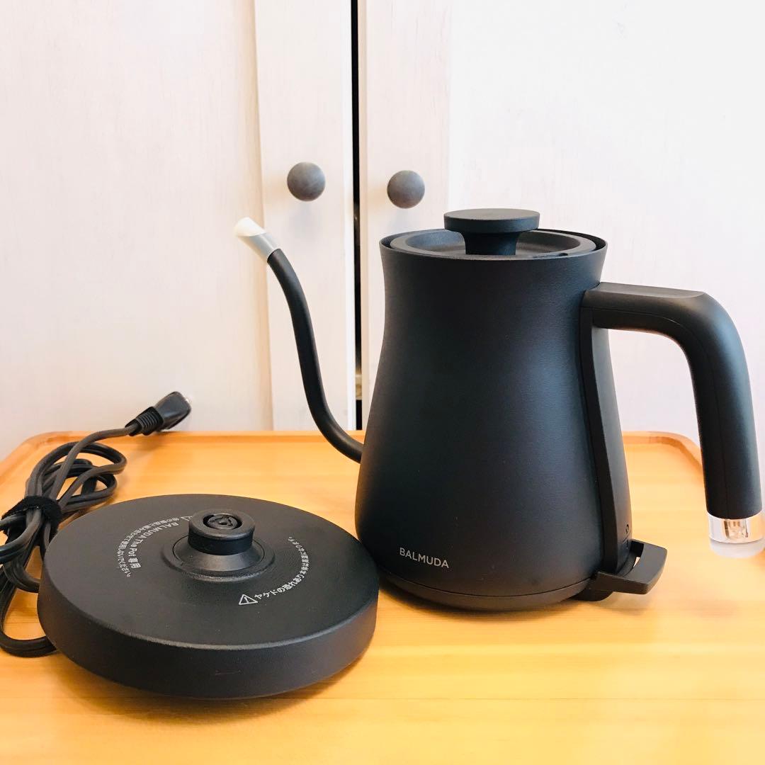 美品【BALMUDA The Pot✴︎バルミユーダ電気ケトル】ブラック短期間使用