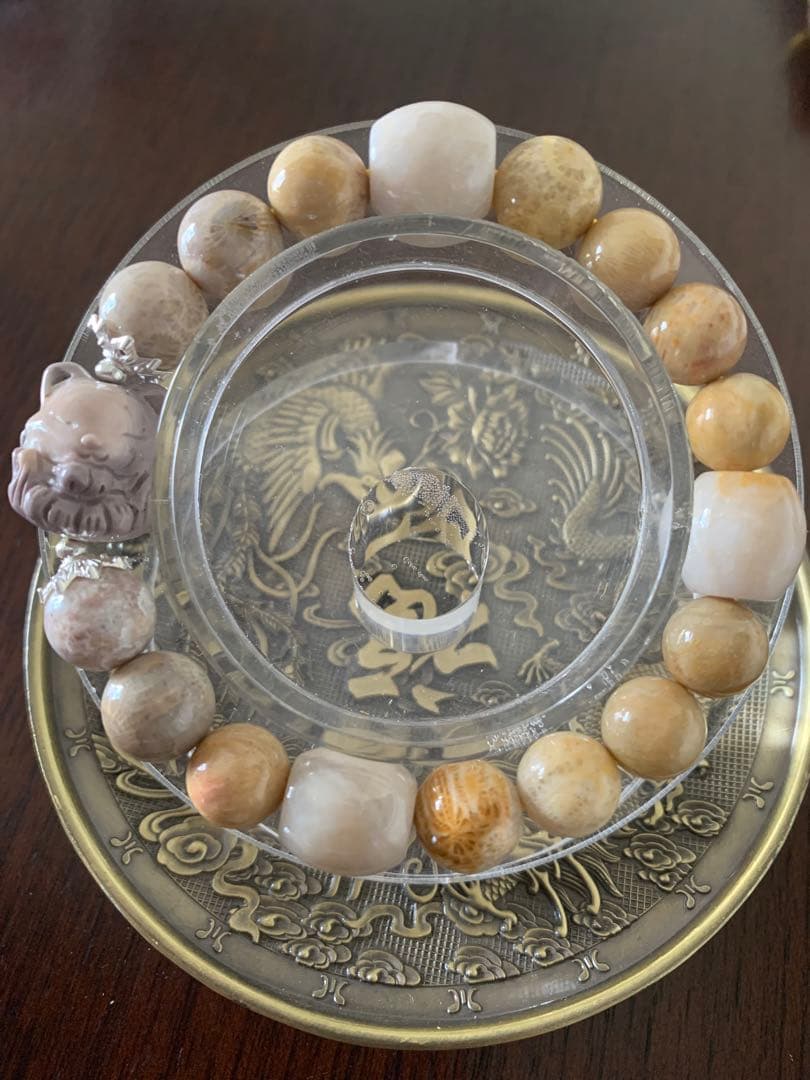 九尾アラシャンブレス