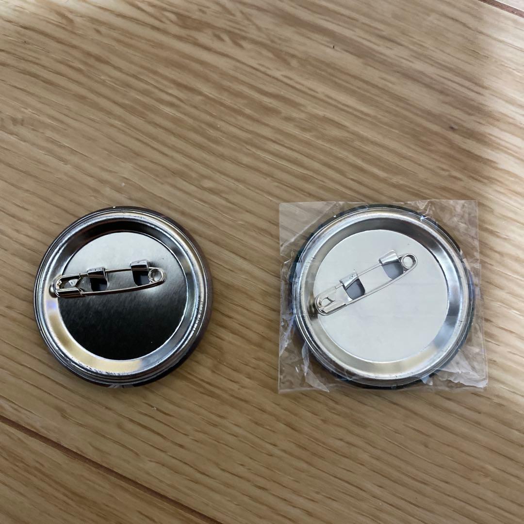 リヴァイ　悔いなき選択　缶バッジ　進撃の巨人