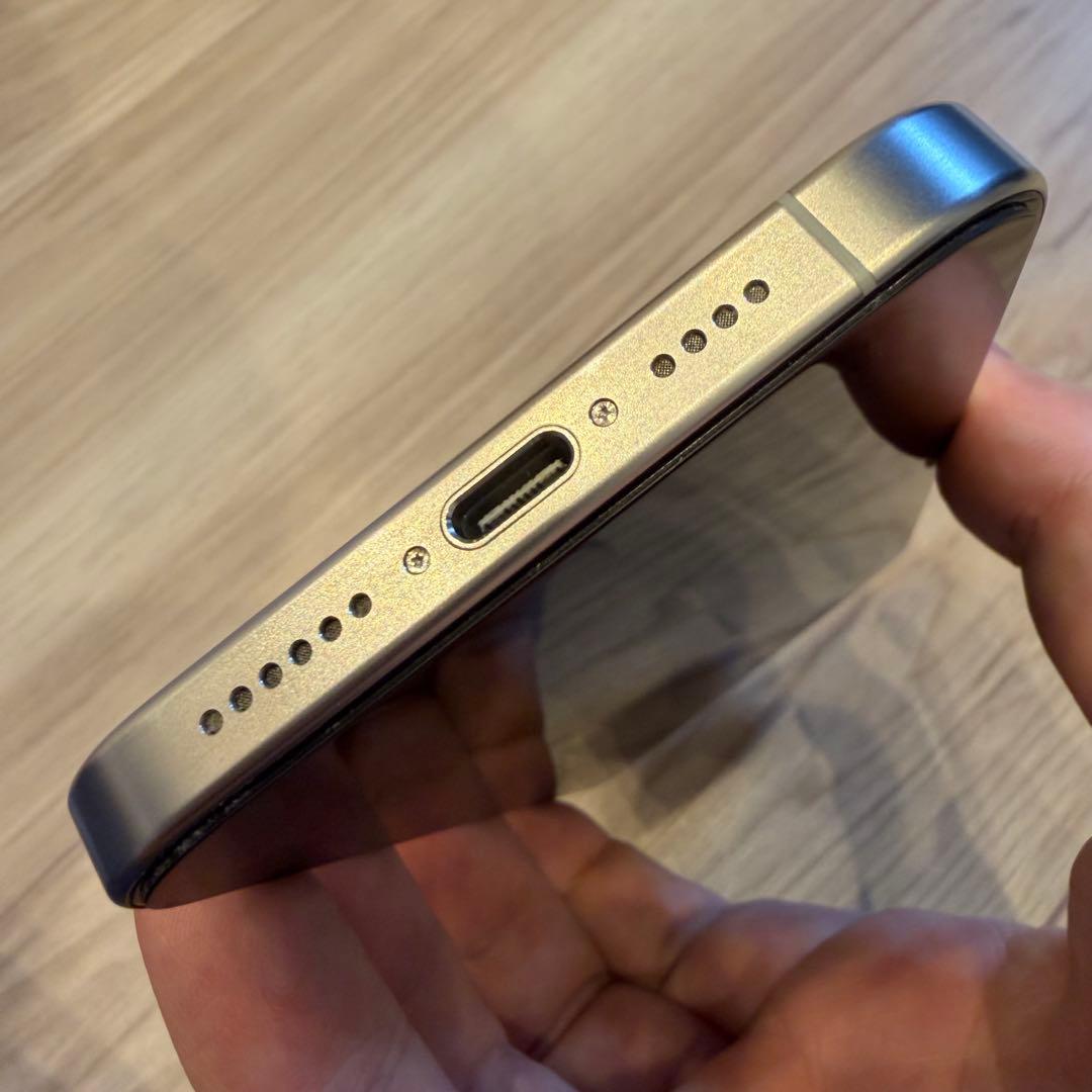 Apple iPhone 15 Pro Max 本体 512GB