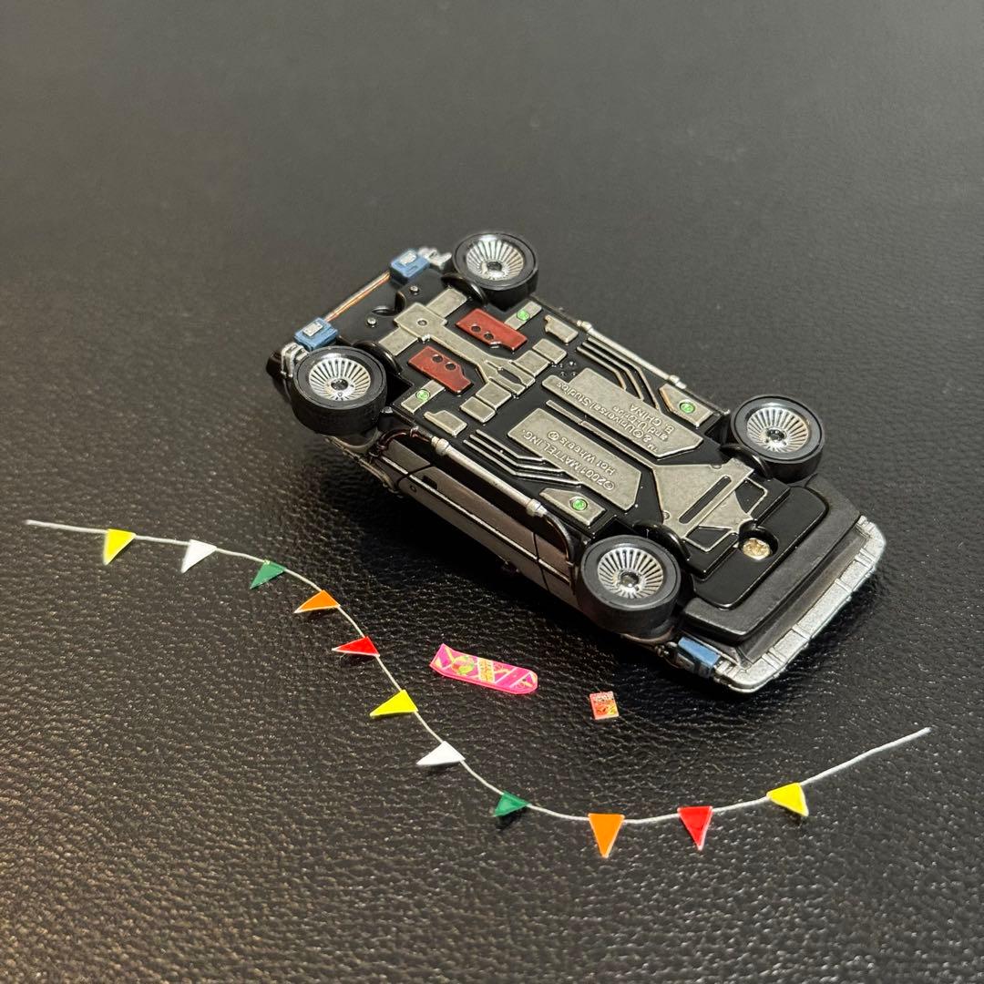 キャラウィール デロリアン Ⅱ カスタム品 1/64 バックトゥザフューチャー