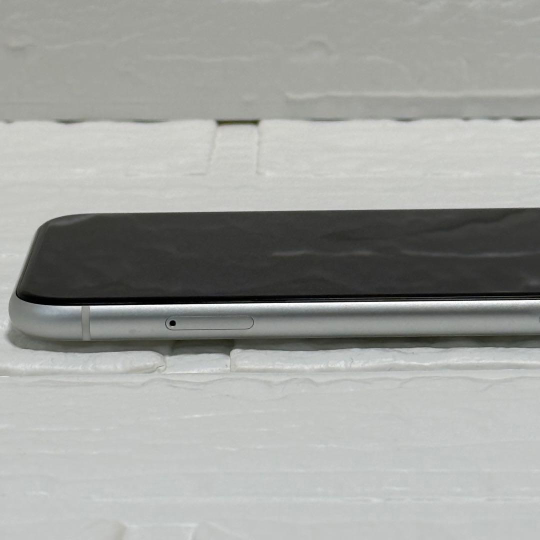 iPhoneXR 128GB SIMフリー ホワイト 本体 FaceID可