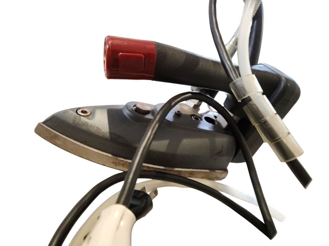 ナオモト アイロン HYS-410 水タンク付き ジャンク