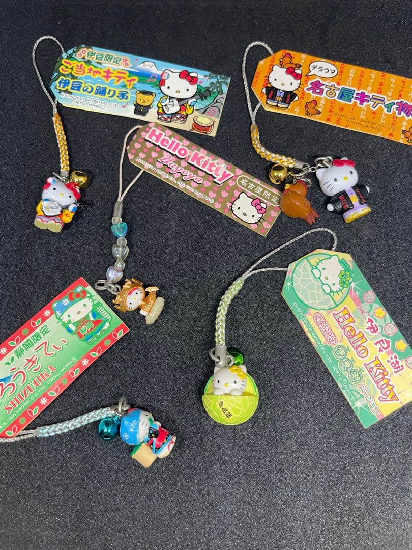 ご当地キティ根付10個セット(B-4)