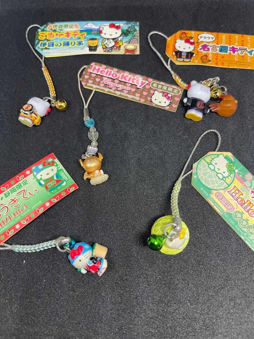 ご当地キティ根付10個セット(B-4)