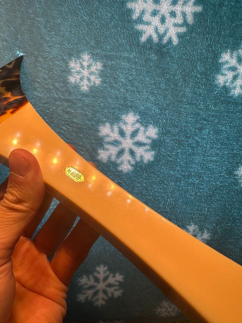 【ほぼ新品・最高級】地歌三味線鼈甲撥　上質本鼈甲　一枚甲手造り品