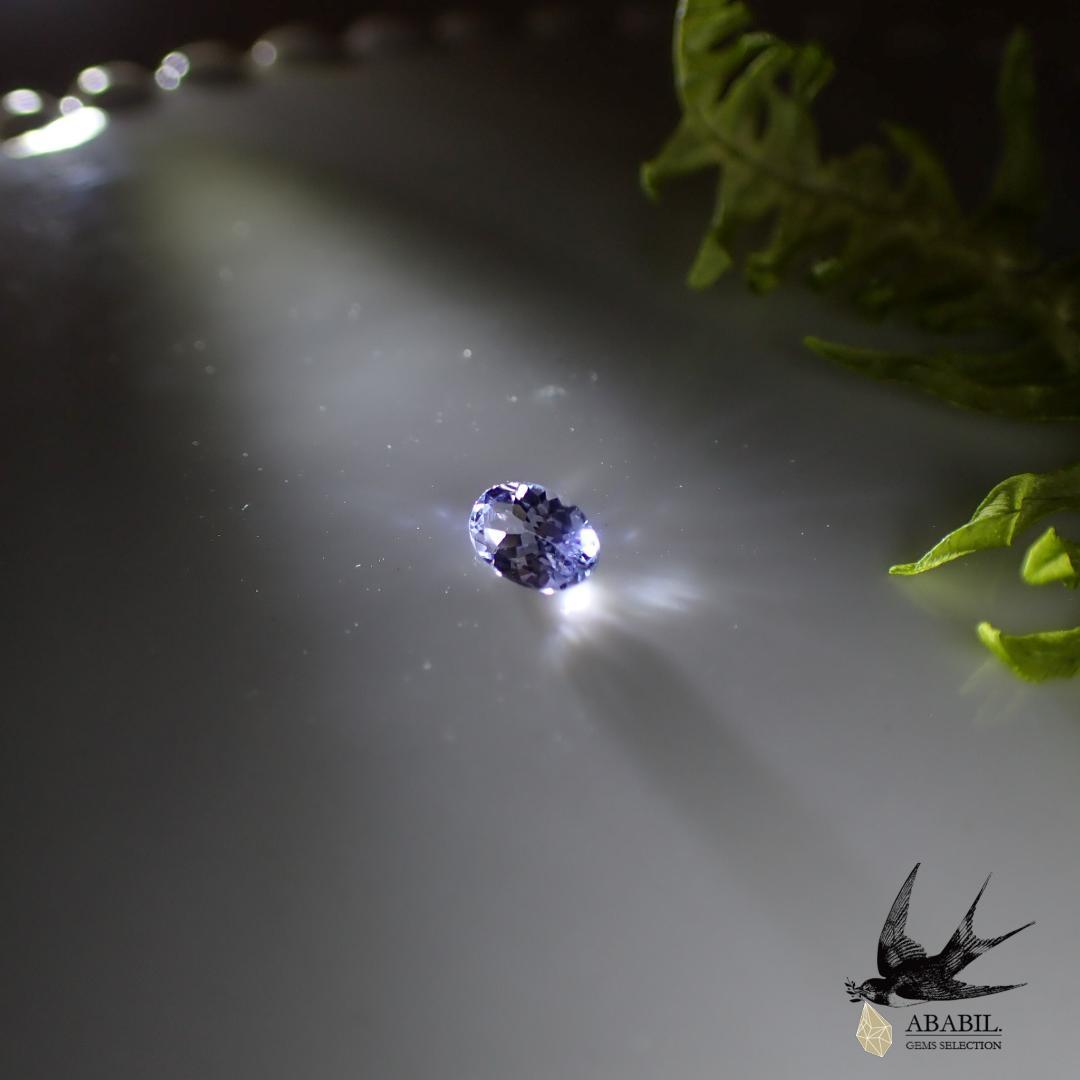 天然ラベンダーゾイサイト0.386ct【タンザニア】★優しいラベンダー色