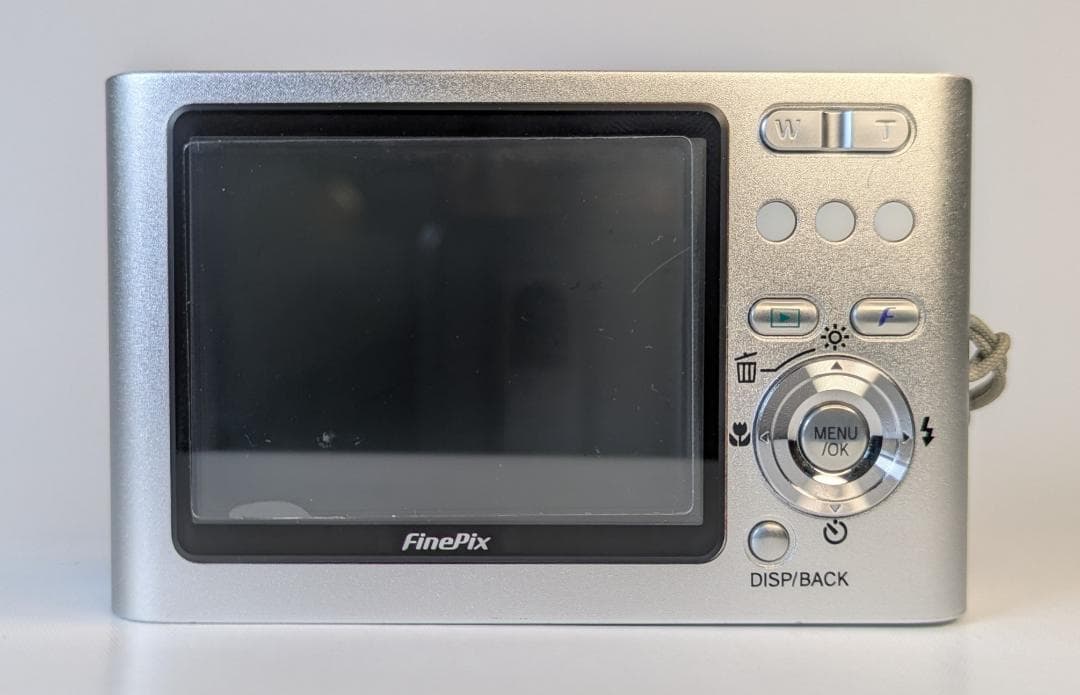 美品 FUJIFILM FinePix Z2 コンパクトデジタルカメラ