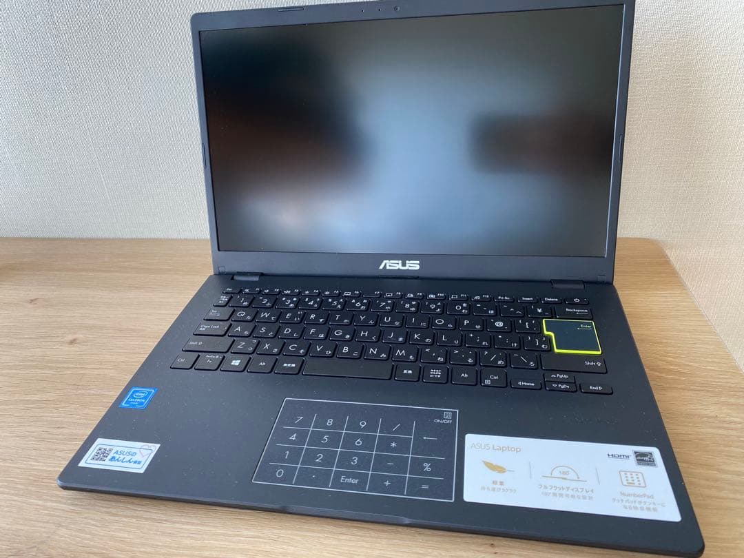 ASUS ノートPC ブラック ACアダプター付き　(ジャンク扱い)