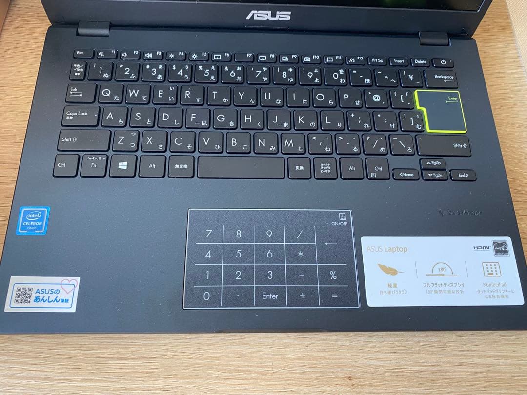 ASUS ノートPC ブラック ACアダプター付き　(ジャンク扱い)