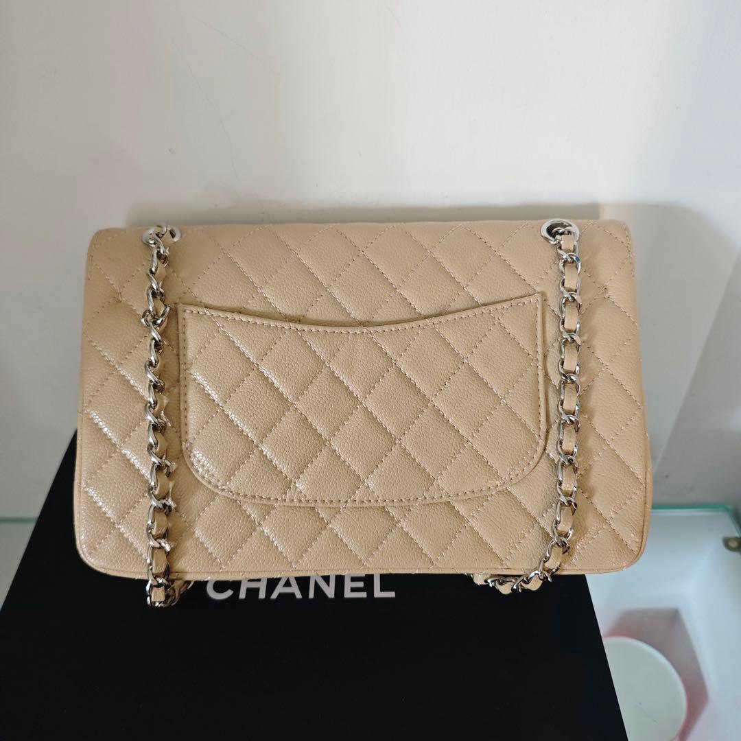 ベージュ キルティングバッグ