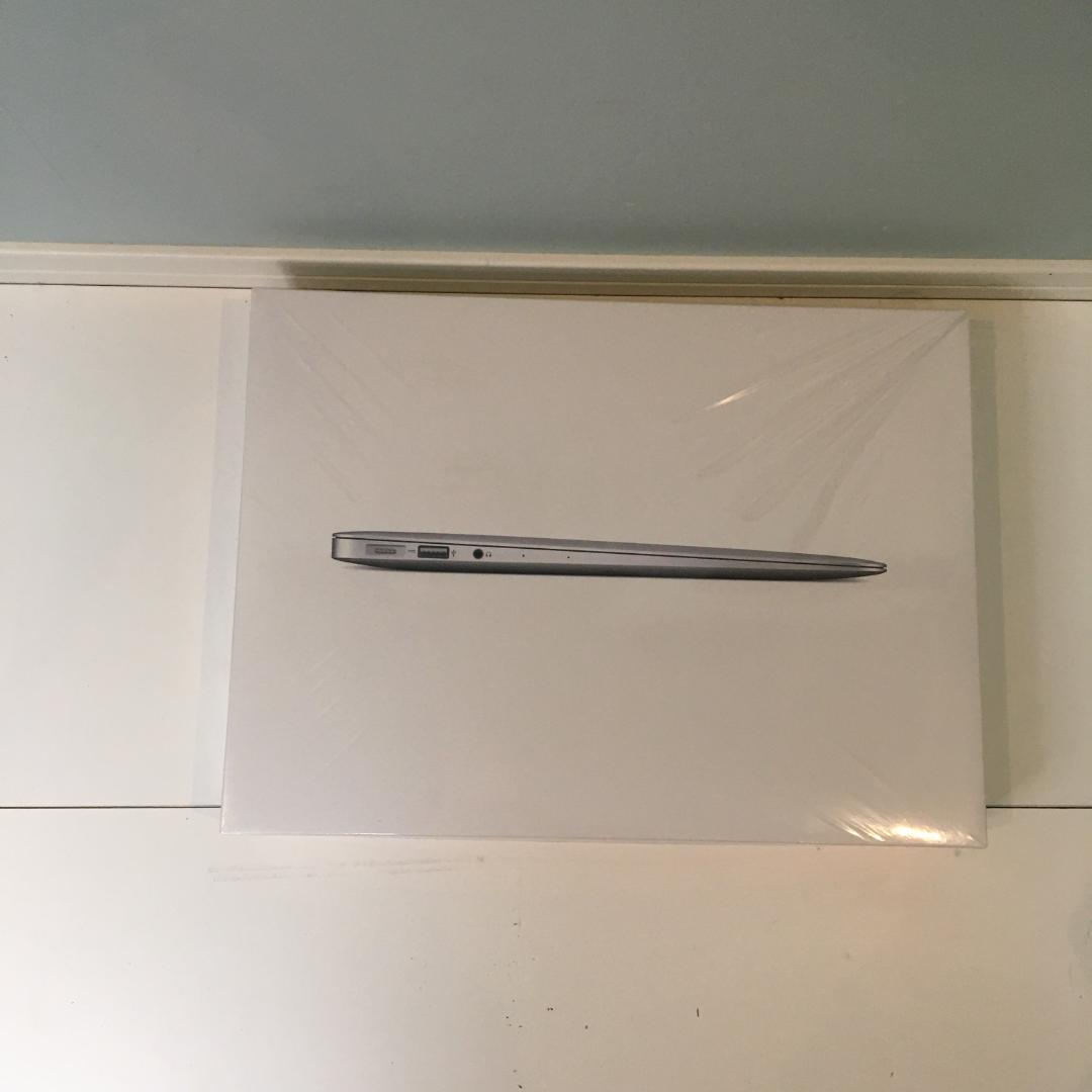 【美品】MacBook Air 13-inch Early 2015 付属品有