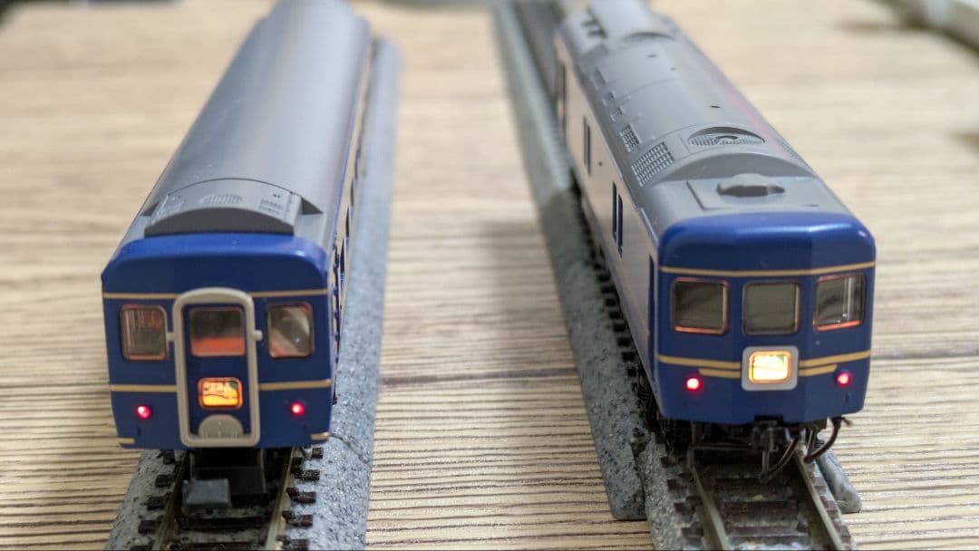 TOMIX JR EF81 24系25形エルムセット