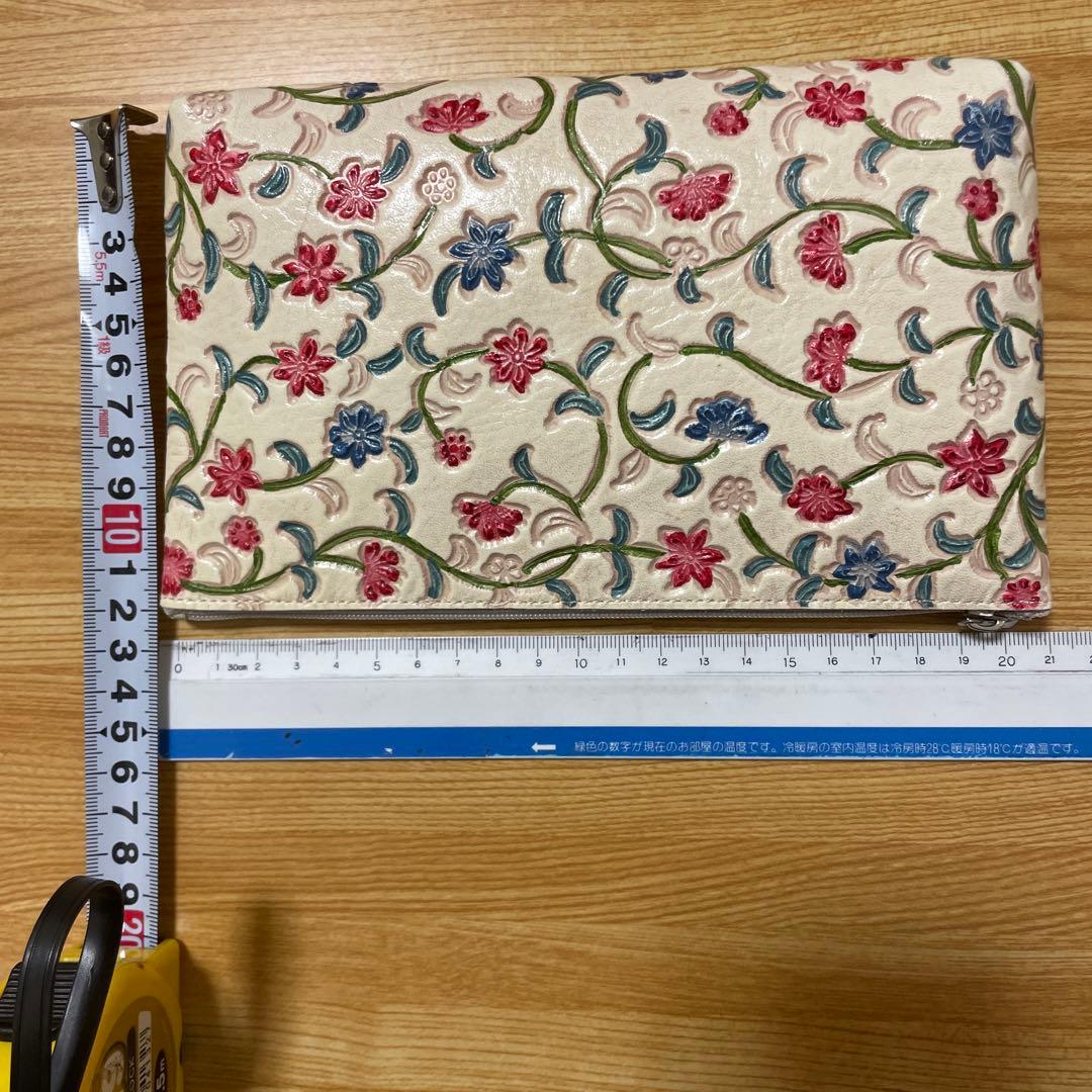 伝統工芸品　姫路革細工　なめし革 花柄クラッチバッグ　ポーチ
