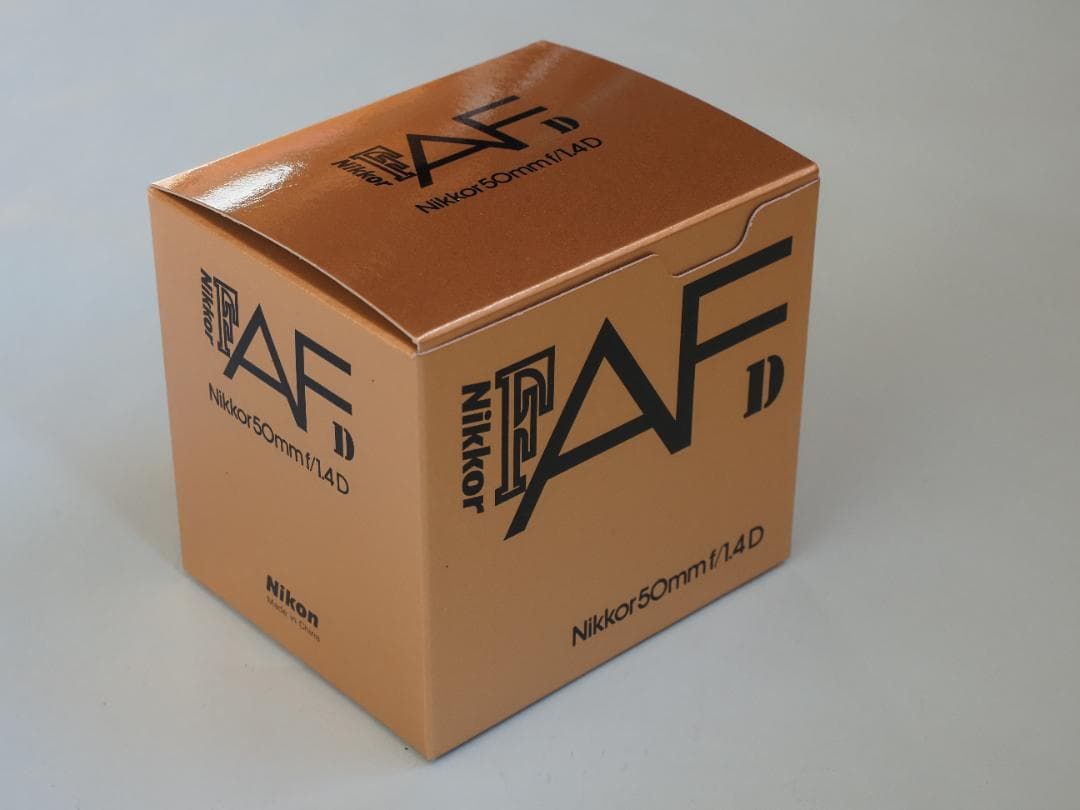 ニコン AI AF 50mm f/1.4D 元箱 純正フィルター・フード付き