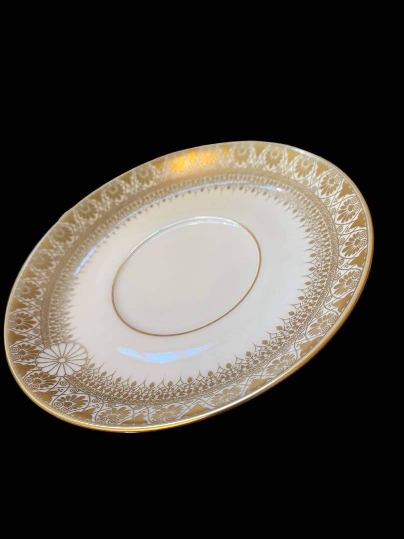 宮中御用品 菊花紋　珈琲碗皿　陶香堂　中山製陶所謹製 平成ニ年十一月吉日