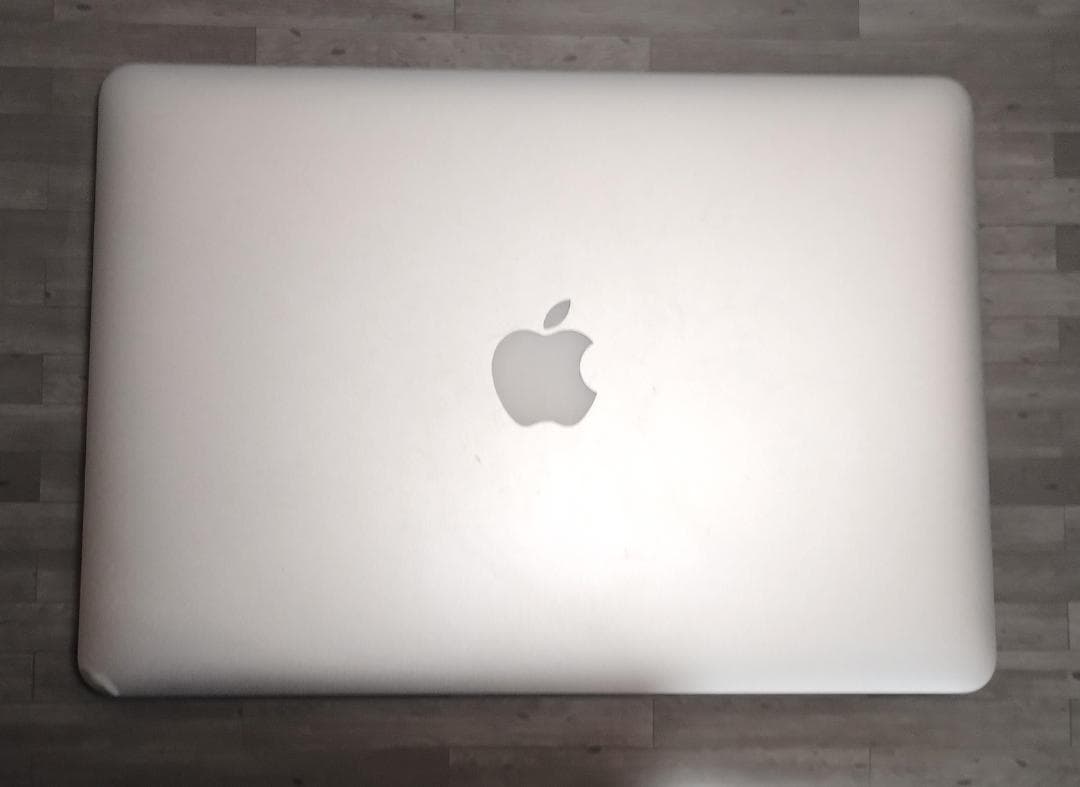MacBook Air 13インチ 2014 i5 250GB 充電器付