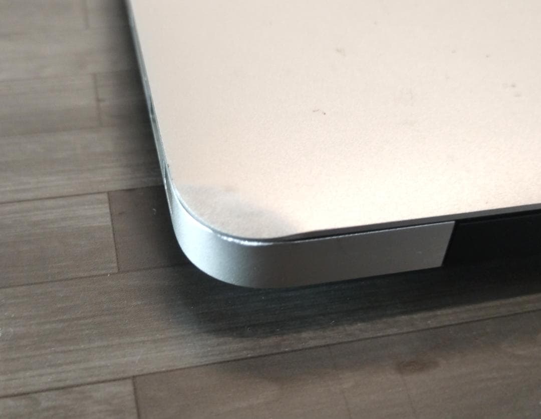 MacBook Air 13インチ 2014 i5 250GB 充電器付