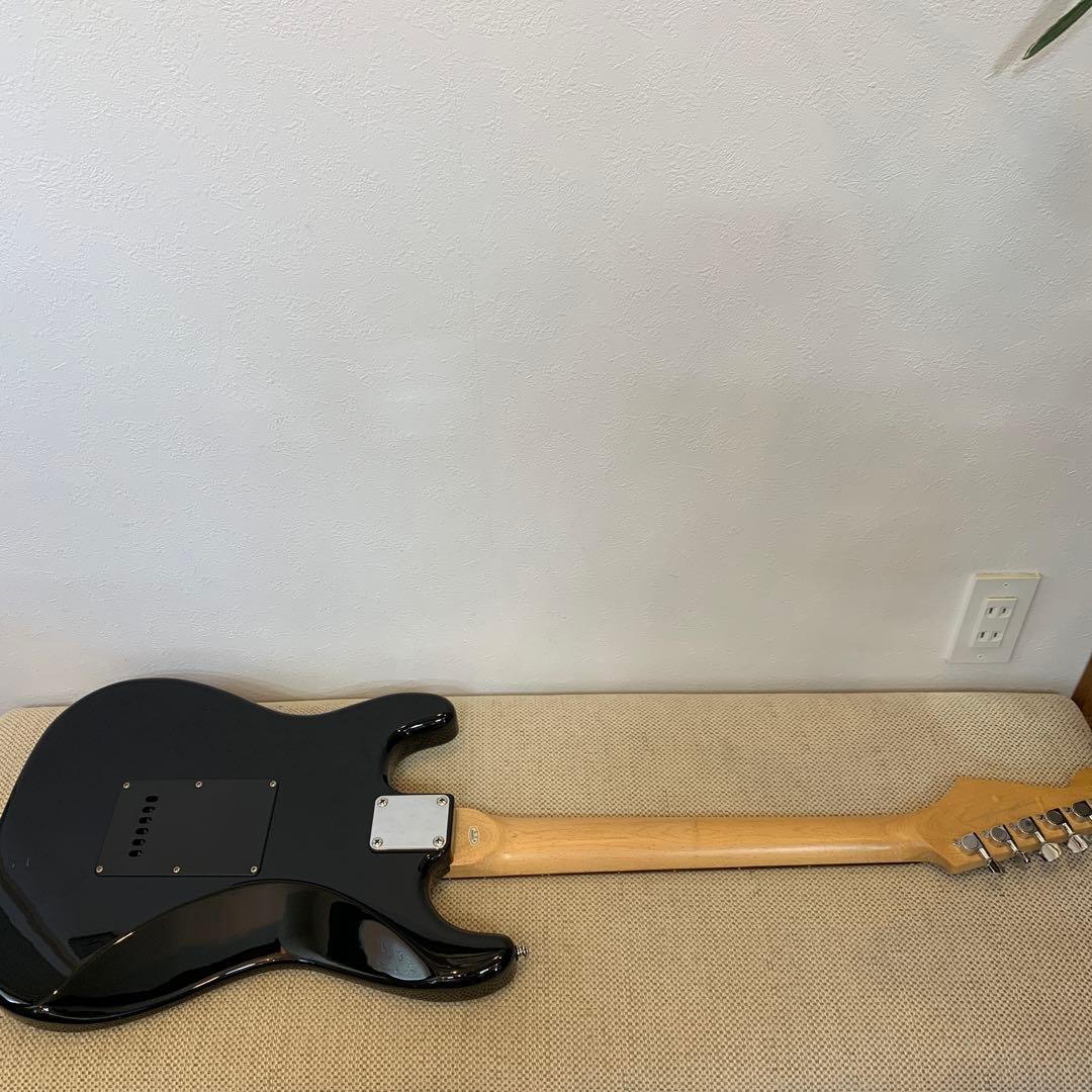Marvis ストラトタイプ　エレキギター　メイビス