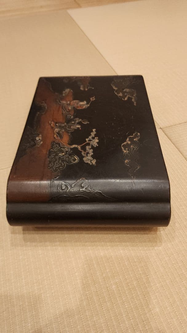 手描き大漆花台の骨董品です