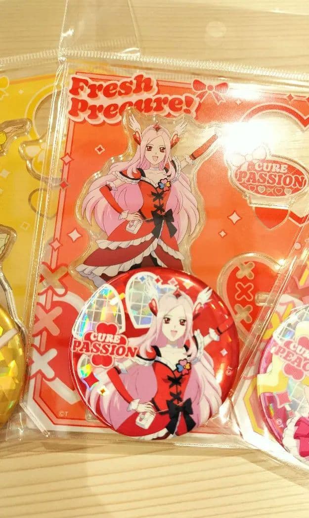 フレッシュプリキュア　ホログラム缶バッジ　プリキュアプリティストア　新品未使用