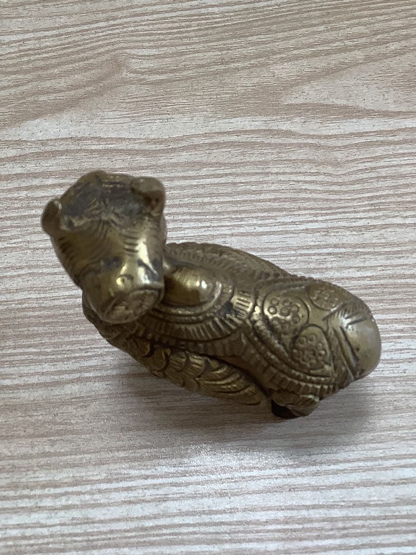 《 ヒンドゥー教　新品　1点物 》 カムデヌ　祝福をもたらす女神　聖牛　真鍮