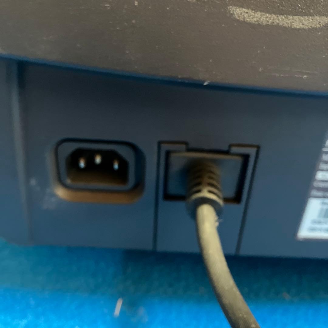 DELL デル　 E￼551 CRTディスプレイ　14インチ　動作確認済み