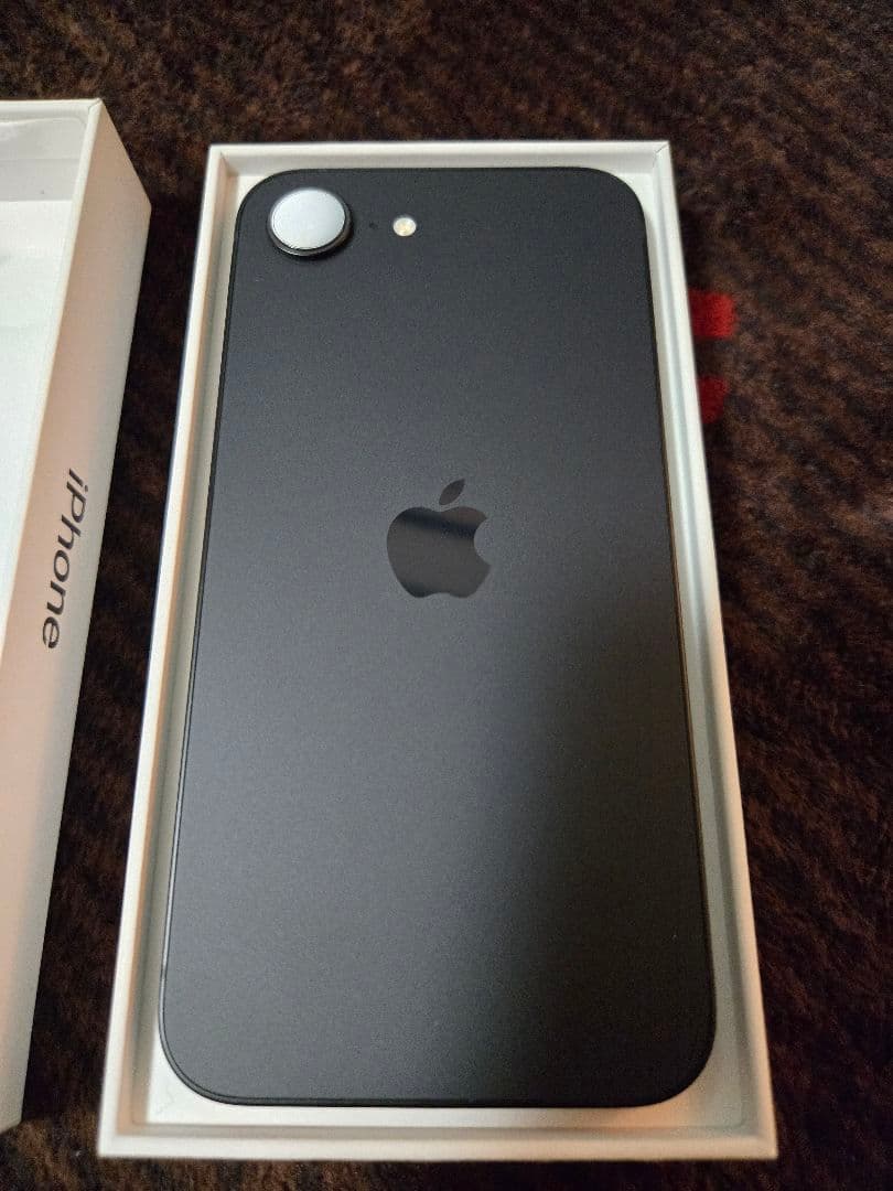 iPhone16e ブラック 128GB　SIMフリー