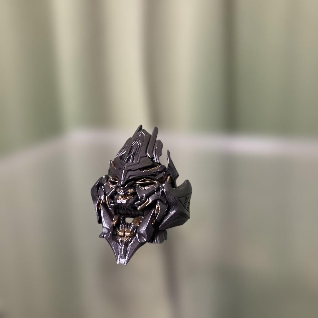 メガトロン　Honey badger トランスフォーマー