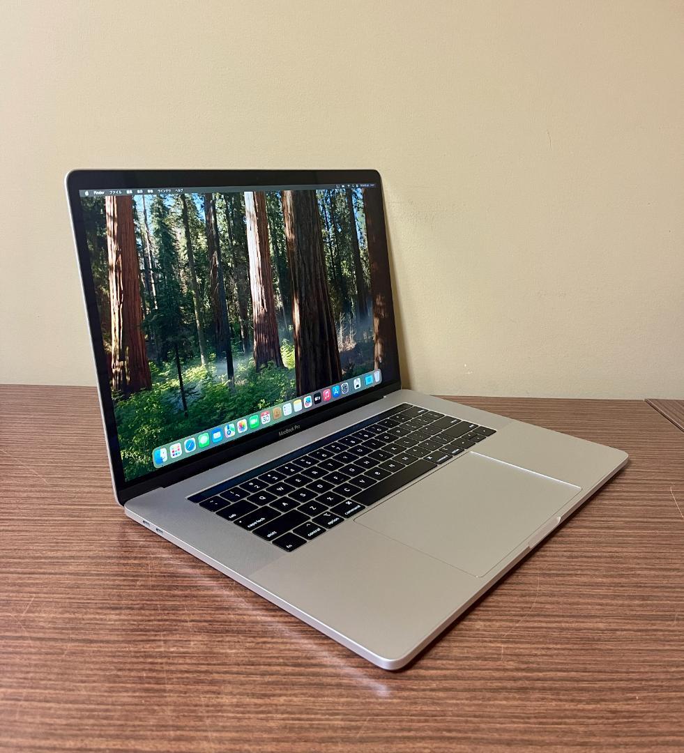 高性能・大画面 MacBook Pro 2019 - i9、32GB、512GB