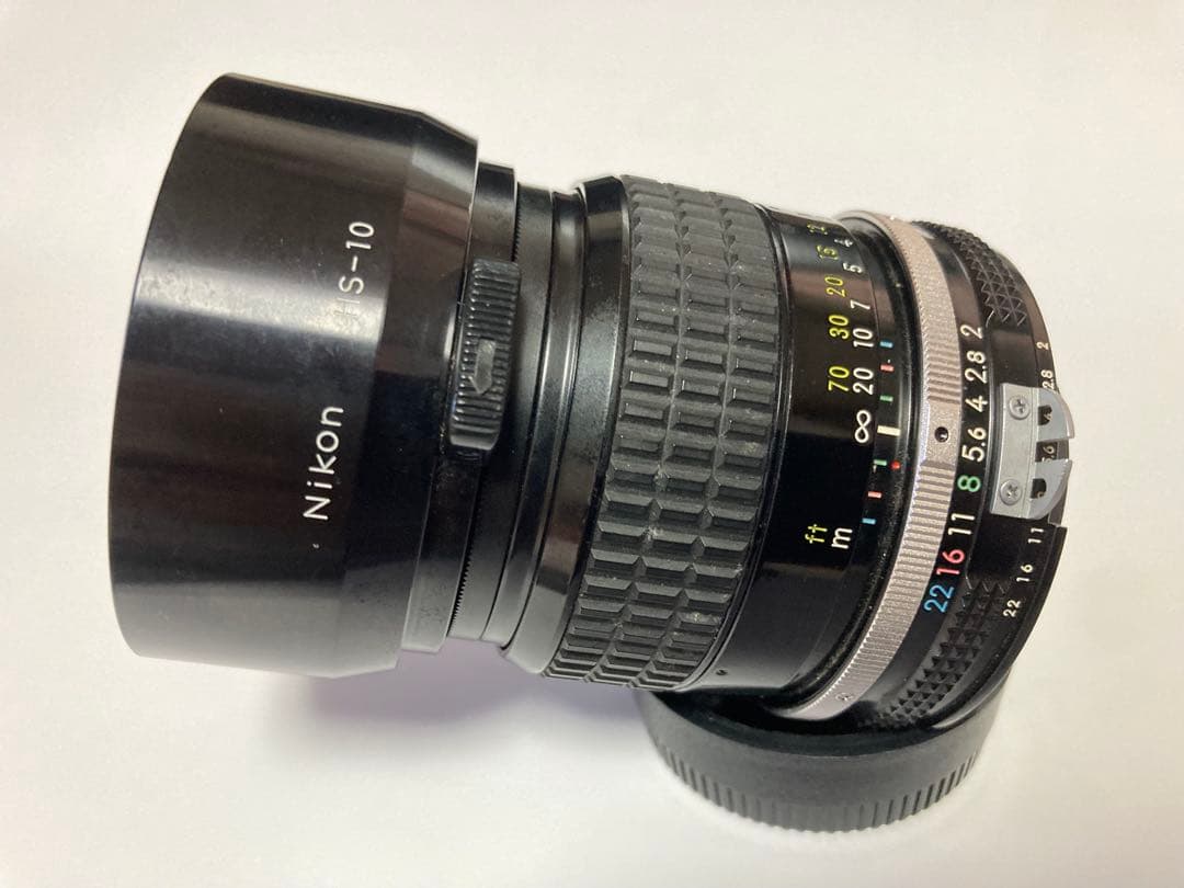 Ai NIKKOR 85mm f/2 レンズ