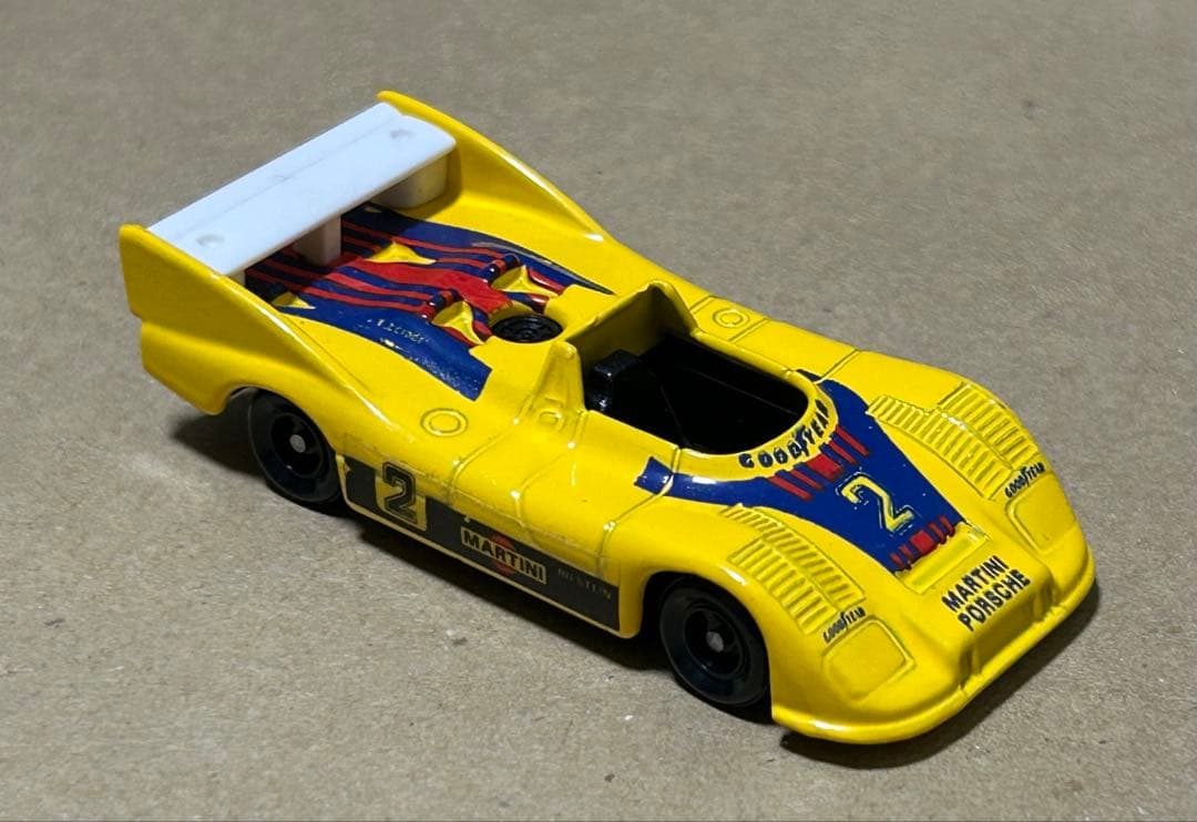 日本製 トミカ ポルシェ 936 ターボ