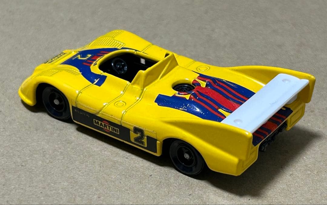 日本製 トミカ ポルシェ 936 ターボ