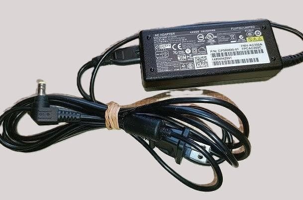 富士通ノートパソコンA574/K SSD240GB メモリ16GB ③