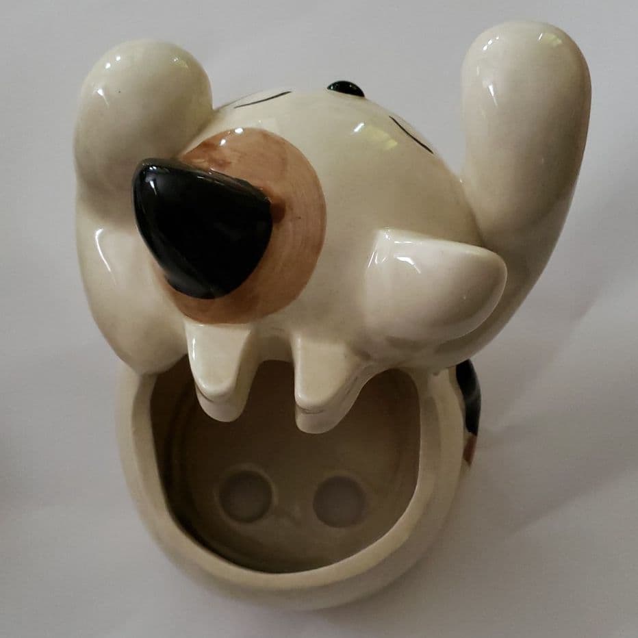 ねこ　猫　ネコ　グッズ　雑貨　インテリア　トイレ　皿　有田焼　焼きカレー　愛猫