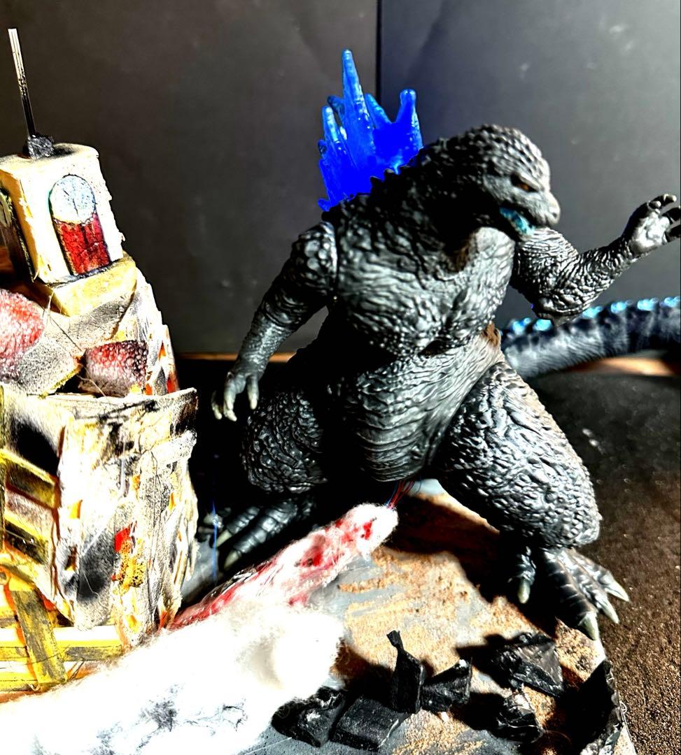 プレミアムバンダイ限定ムービーモンスター躍動２０２３熱放射カラーver