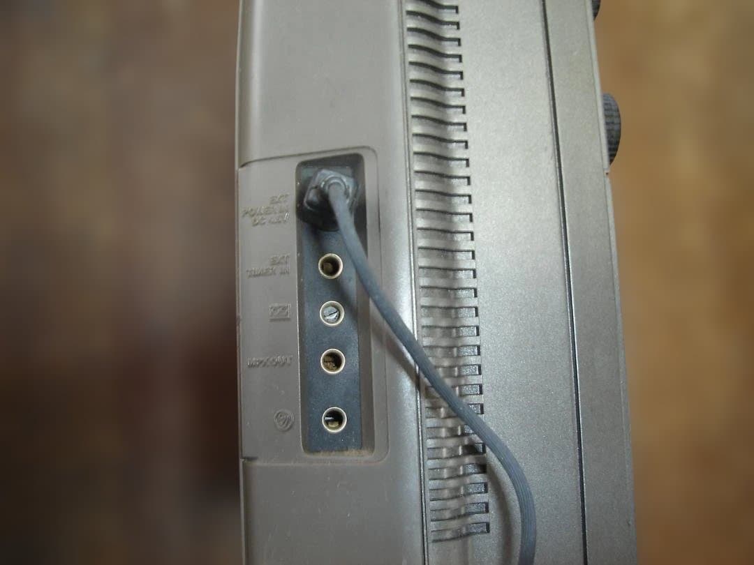 SONY ICF-5900 BCLラジオ