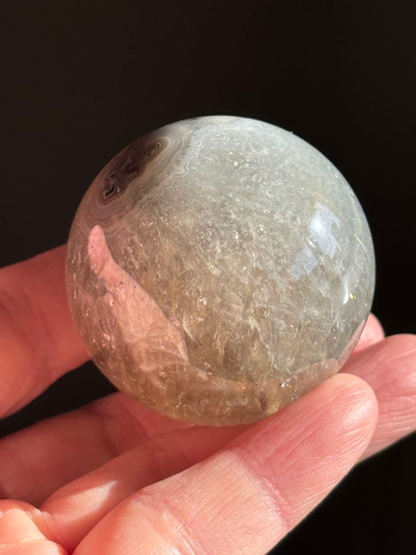 ブラジル産　プラシオライト　瑪瑙共生　グリーンアメジスト　スフィア4.72cm