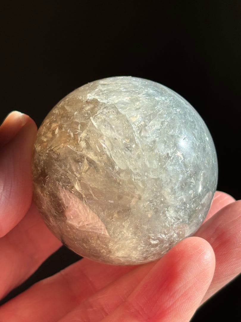 ブラジル産　プラシオライト　瑪瑙共生　グリーンアメジスト　スフィア4.72cm