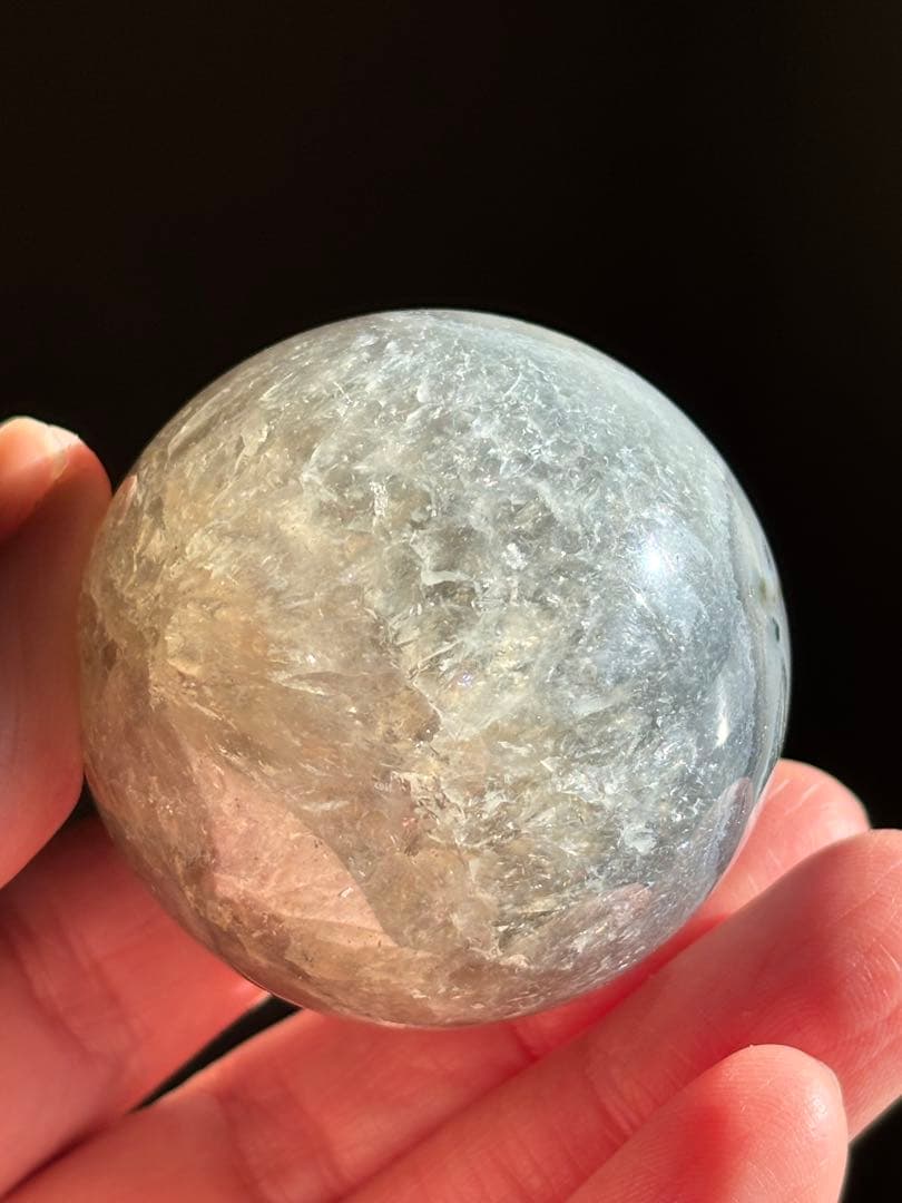 ブラジル産　プラシオライト　瑪瑙共生　グリーンアメジスト　スフィア4.72cm