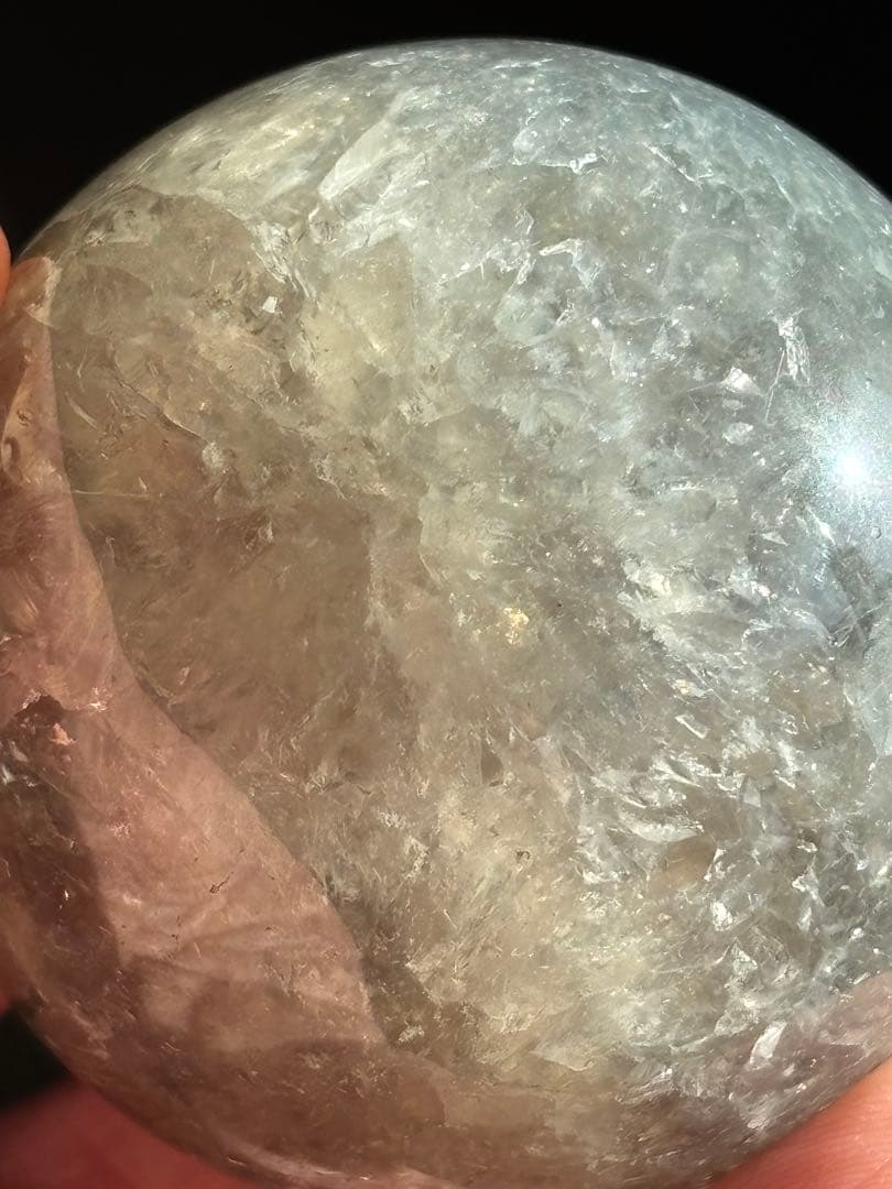 ブラジル産　プラシオライト　瑪瑙共生　グリーンアメジスト　スフィア4.72cm