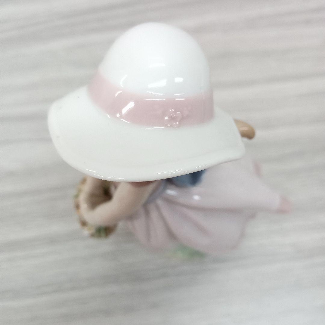 ♢114 LLADRO リヤドロ 花の小径 フィギュリン 女の子 陶器人形 置物
