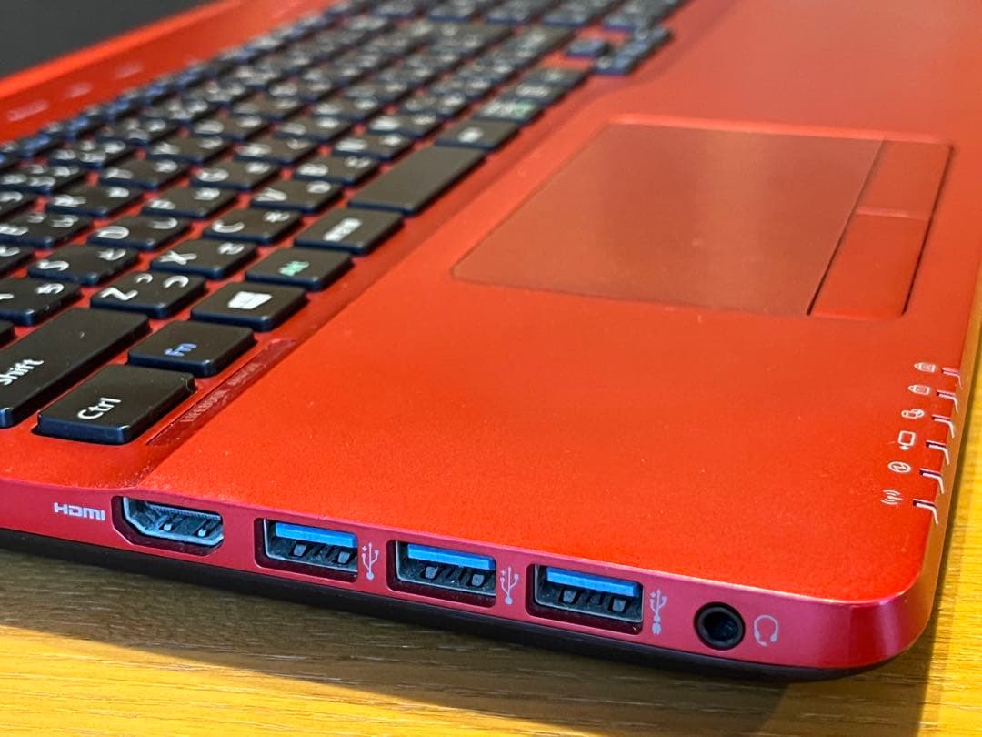 【超美品・高音質・メモリ増設済】富士通 LIFEBOOK ノートパソコン