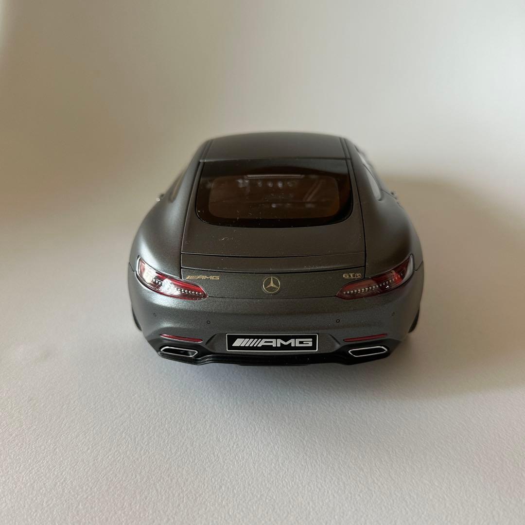 Mercedes-Benz AMGGTミニカー 1/18マットグレー