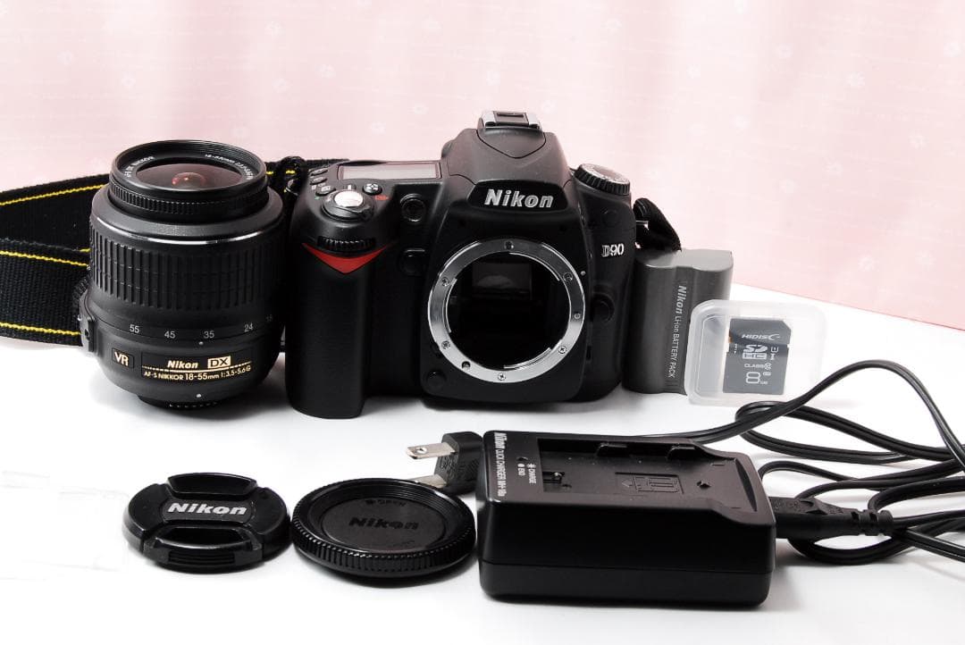 〓手振れ補正レンズ付〓ニコン Nikon D90 デジタル一眼レフカメラ