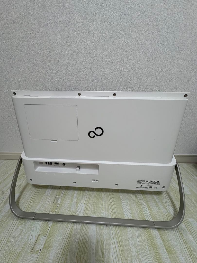 【美品】富士通　Fujitsu デスクトップPC キーボード　マウスセット