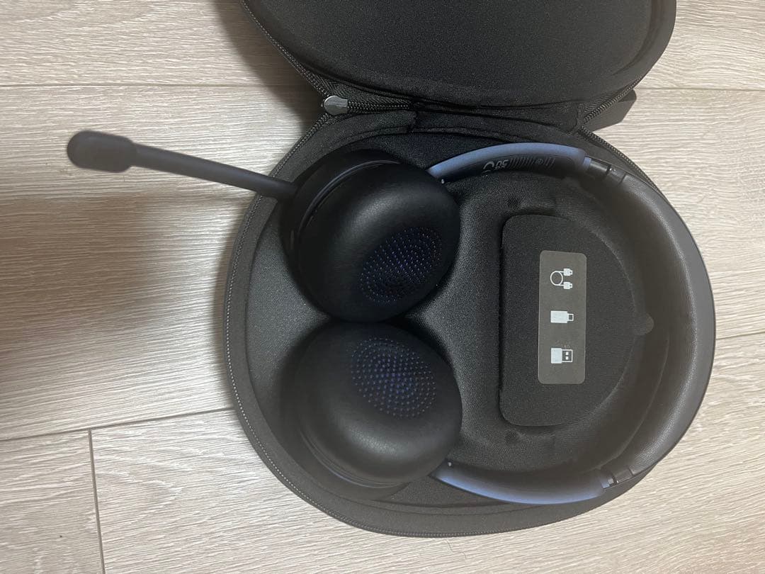 Anker ビジネス向けヘッドセット　Anker PowerConf H700